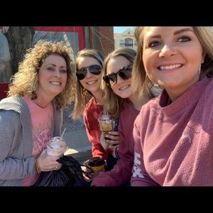 Meet your Posher, Victoria